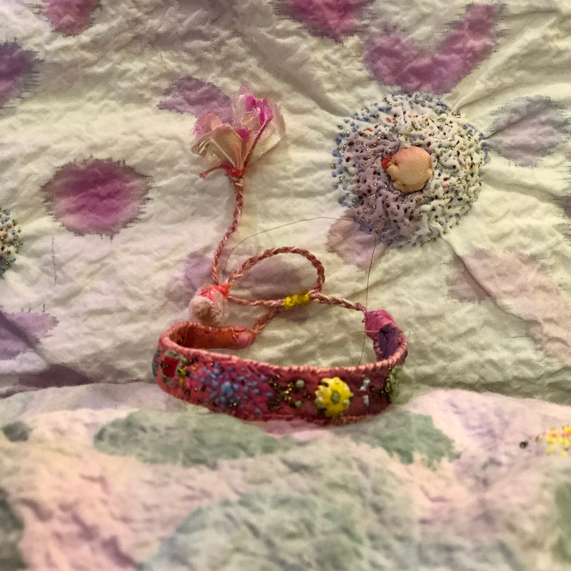 PULSERA SEDA BORDADA