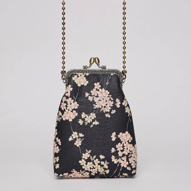 BOLSO BOQUILLA NEGRO CON FLORES