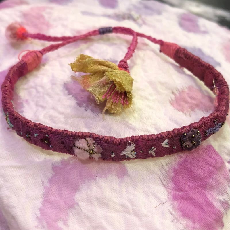 PULSERA SEDA BORDADA