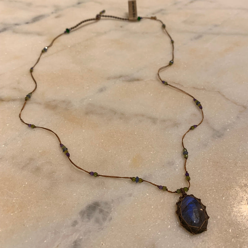 Tibetano Corto - Labradorite Blue