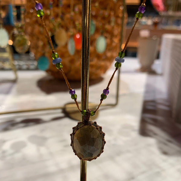 Tibetano Corto - Labradorite