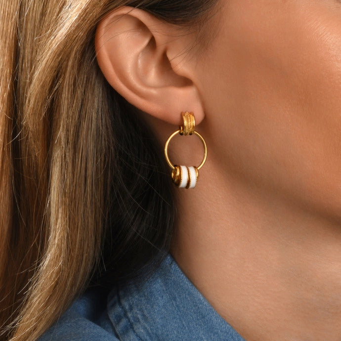 PENDIENTES ARO ALICUDI DORADOS - ESMALTE BLANCO