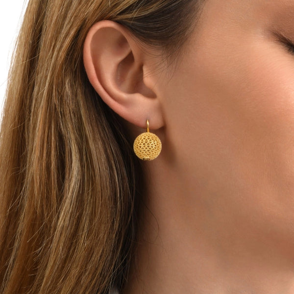 PENDIENTES BOLA BETTY DORADOS