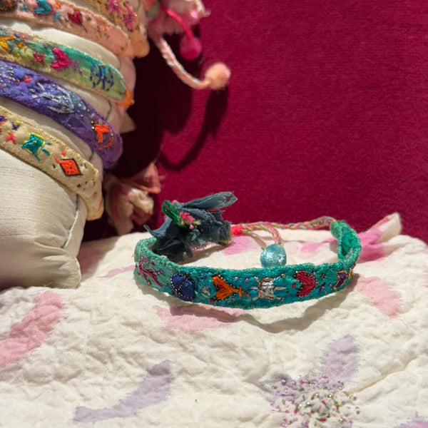 PULSERA SEDA BORDADA