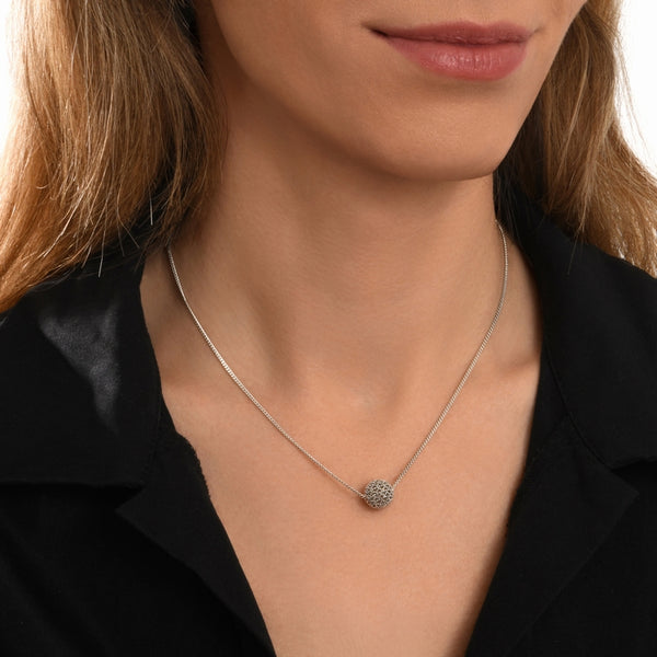 COLLAR BETTY COLGANTE PEQUEÑO PLATEADO